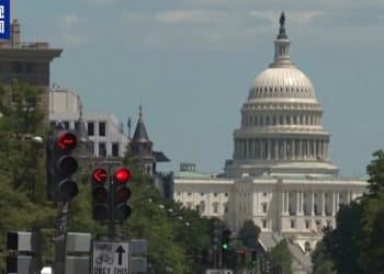 10月1日0点 美国政府资金耗尽 正式关门！特朗普：会在关门期间做不可逆转的事！