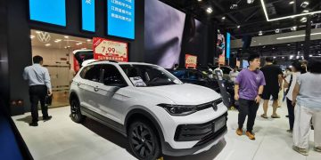 实探「双节」车市：车企降价促销力度收缩 四季度有望实现5%~10% 同比增长