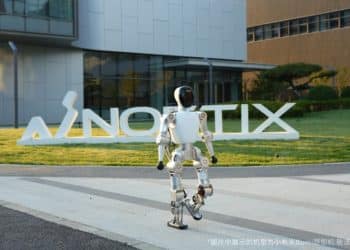 机器人「小孩哥」又融资了 松延动力完成近3亿元Pre-B轮融资