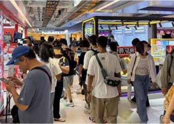 出游高峰来了！国庆假期首日上海游客量同比增长18.5% 二次元经济火热