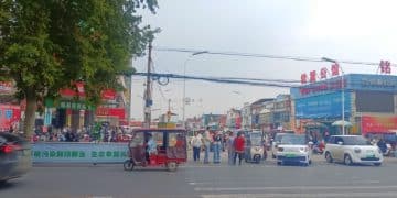 房地产放缓 订单腰斩 「客户群体急剧萎缩」！他们转战农村自建房