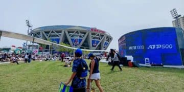 中网联名潮玩上架「秒空」！「潮玩+体育」跨界火爆国庆