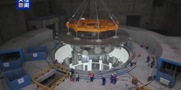 全球首个、关键突破 国庆假期大国重器捷报频传