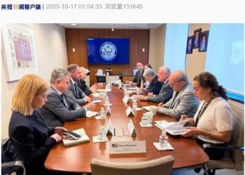 俄美总统时隔近两月再通话细节公布！特朗普：将与普京在匈牙利布达佩斯会面！