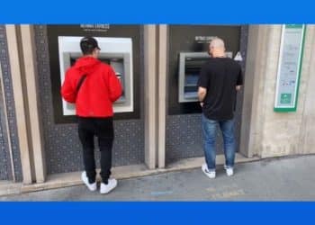 标普下调法国主权信用评级，发生了什么？