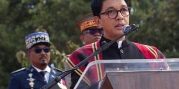 非盟召开紧急会议！这国总统称已转移至「安全的地方」，曾表示该国有人试图「非法武力夺权」