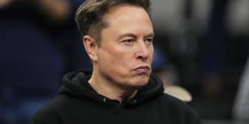 特斯拉在欧洲销量大幅下跌，分析人士透露原因！公司董事长警告：这项计划若未获批准，马斯克可能离职......