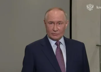 普京：泽连斯基最好想清楚，如用射程3000公里新武器打击俄领土，回应将非常严厉！国际油价大涨，黄金反弹，美联储有新消息，美股收涨