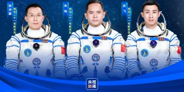 我国锚定2030年前实现登月！神舟二十一号乘组将首次在太空养小鼠，我国正选拔巴基斯坦航天员，将择机安排1人执行短飞