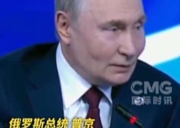 最大射程超2000公里，美考虑向乌提供战斧导弹，普京发声！回应特朗普称俄是「纸老虎」