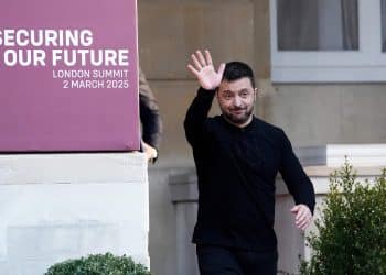 泽连斯基发声：「情况危急」！欧盟拟用冻结俄资产援乌，欧洲央行行长警告