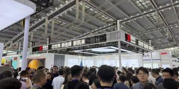 「六小龙」呼啸杭州后，深圳能否捧出半导体「天团」？