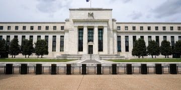 美联储，大消息！美国国债总额首次超过38万亿美元！美政府「停摆」第22天，美国家核安全管理局大多数雇员离岗