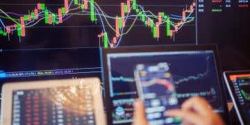 国际黄金期货大涨超3%，续刷历史新高！比特币跌超2%，加密币全网24小时52亿元蒸发！美联储官员：应降息50个基点......