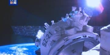 神舟二十一号载人飞船顺利撤离空间站组合体！神舟二十号乘组即将踏上回家之旅，他们这次出差都完成了哪些任务？