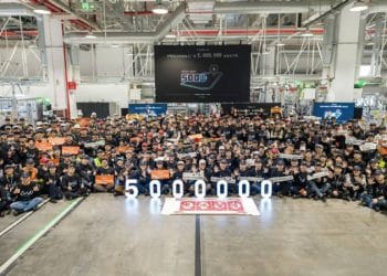 特斯拉上海超级工厂第500万个电池包已下线 达成又一里程碑