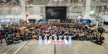 特斯拉上海超级工厂第500万个电池包已下线 达成又一里程碑