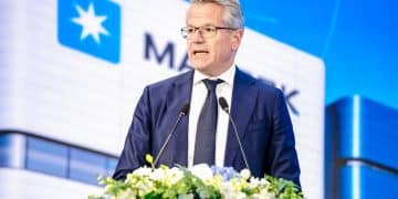 海运板块拖累营收，航运低迷何解？马士基大中华区总裁丁泽娟：转型一体化物流应对贸易复杂形势