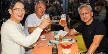 黄仁勋与三星集团、现代汽车会长吃炸鸡配啤酒！高喊「全场免单，总消费约250万韩元！韩国「炸鸡股」大涨