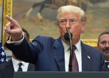 特朗普：美国将进行核试验！普京：美若行动，俄必反制