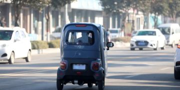 上海、广州试点「老头乐」C7驾照？多方回应