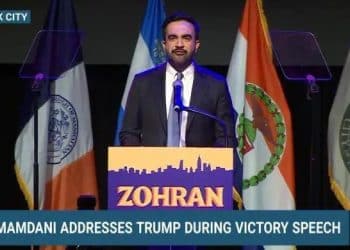 刚上位就开撕！纽约当选市长隔空叫板 特朗普回呛：对我客气点