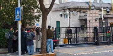 直击国谈第三日：艾力斯称谈判顺利 阿斯利康收官离场 降糖药与罕见病药物密集登场