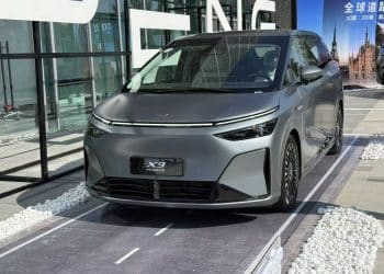 车展速递丨比纯电车型便宜5万元！小鹏X9鲲鹏超级增程版入市 何小鹏：燃油车用户转向增程产品的可能性更大