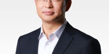 广汽集团：冯兴亚不再兼任总经理 ，閤先庆接任