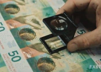 美国参议院周一晚火速敲定「救命法案」，众议院最快周三接棒，医疗补贴成最大悬念