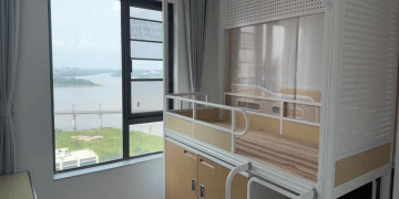 高校掀起「置业潮」，有房源折价超35%！有大学将存量楼盘「爆改」学生宿舍：大多数改成双人间，每套房源配有两个卫生间