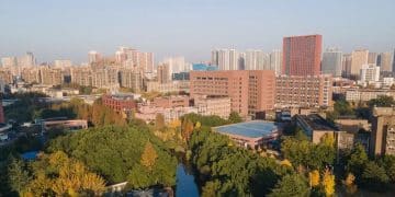 再次拿下第一，这座万亿城市有多猛