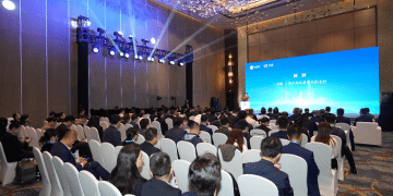 打造可信生态 赋能大宗贸易——全仓登「探索大宗商品资源配置枢纽可信协同模式」主题会议在进博会成功举办