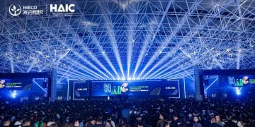 暴力计算触及极限，算力进入系统工程时代  业内：基于生态的开放架构有望成为最优解