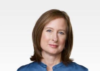 苹果再调整两名高管 法律总顾问和社会事务副总裁均将在明年退休