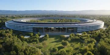 被Meta挖走多名AI工程师后 苹果挖走了Meta的首席法务官