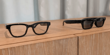 卷土重来！谷歌明年将推出AI眼镜