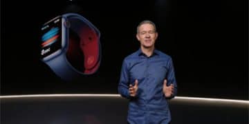 TechWeb微晚报：苹果喊话iPhone用户更新iOS26；小米开放多个「AI教育」岗位招聘