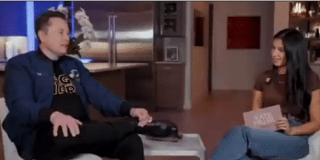 马斯克批评短视频文化：称其" 越看越降智"