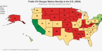 销量腰斩，车企停产，美国电动车进入寒冬