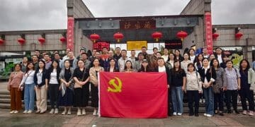 建信期货开展「弘扬优良作风 传承抗战精神」主题党日活动