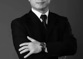 突发讣告！知名品牌「80后」总经理因病去世，年仅44岁！上个月刚出席新店开业仪式，业内：震惊与悲痛，他是一位优秀的陶瓷人