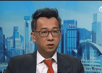 投资圈「炸锅」，知名经济学家洪灏：已在4500美元高位清仓黄金，泡沫必破！其知识付费产品定价899元/年，成员已破万