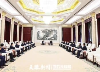 李炳军会见东方财富董事长其实一行