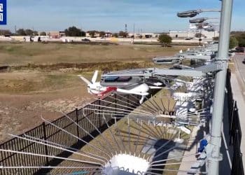 美国试点无人机送货 安全隐患引担忧