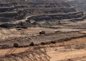 重磅！巨头今日上市，里程碑事件