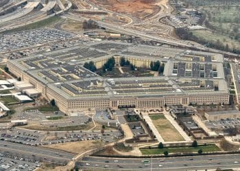 美军：在东太平洋实施打击，2人死亡！委内瑞拉通报：击落9架飞机