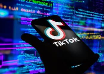 周受资内部信曝TikTok美国方案！甲骨文等3家投资者入股成立新公司！字节跳动继续拥有TikTok算法知识产权