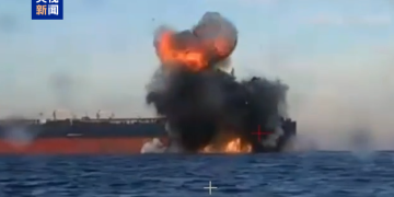 俄两艘油轮在黑海遭袭！俄方最新回应：有关方面公开寻求武装升级