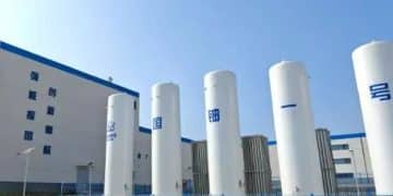 「天然铀第一股」强势开门红！中国铀业大涨280% 剑指「国际一流科技型矿业公司」